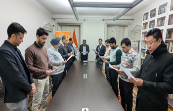 The Consulate of India celebrated the ‘Constitution Day’ on 26 November 2024. Consul General Lavanya Kumar administered reading the ‘Preamble to the Constitution of India' to India-based officers/staff members of the Consulate. 