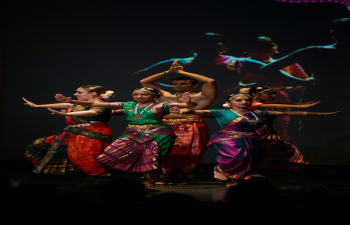 The Indian Association of Northern Italy organised ‘Diwali Milan’ on 22 November 2024 in Milan. Consul General Lavanya Kumar graced the event as the Chief Guest. Officials of the municipality and Indian diaspora joined in these celebrations. Various cultural events organised on this occasion enthralled the audience.