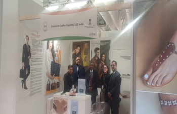 Consul General visited the ongoing 'Expo Riva Schuh' trade fair in Riva del Garda, Italy on 11 Jan 2025& interacted with Indian exhibitors. More than 100 exporters from India are participating in this fair. Council for Leather Exports  @cle_india  supported participation of several of these exporters.